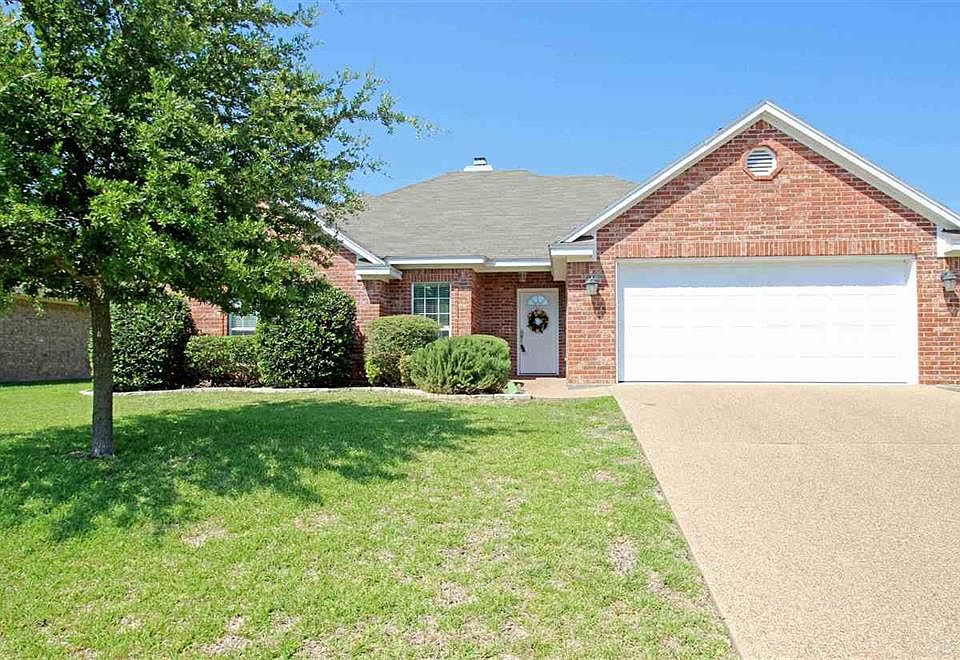 1st image of 3005 Concho Bend Dr