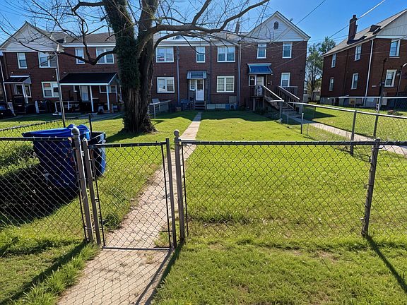 4th image of 1534 E Cold Spring Ln #2