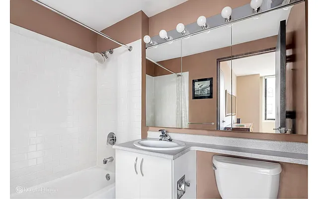 Rented by Douglas Elliman | media 27