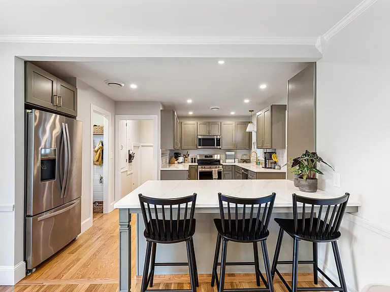 355 Pearse Rd — Photo 13