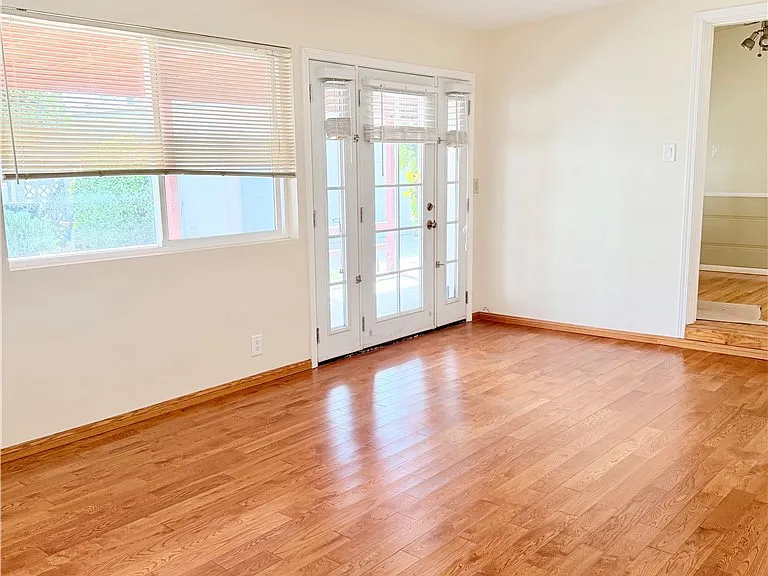 828 N Pass Ave — Photo 30