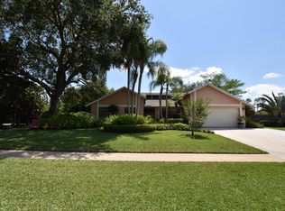 190 Old Country Rd S, Wellington, FL 33414
