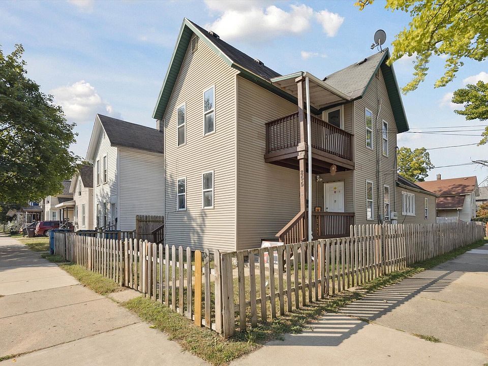 1st image of 855 Alpine Ave NW