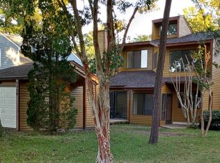 1320 Preserve Dr, Virginia Beach, VA 23451