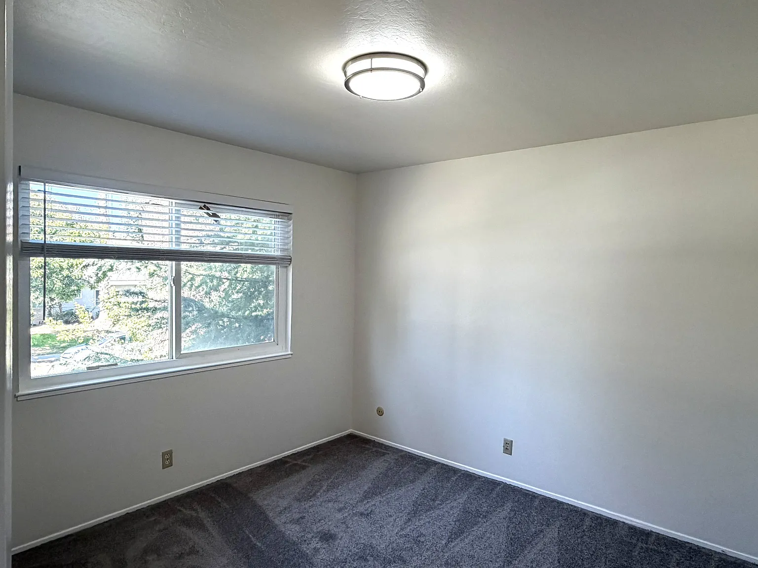 2 bed, 862 sqft, $2,850 — Photo 3