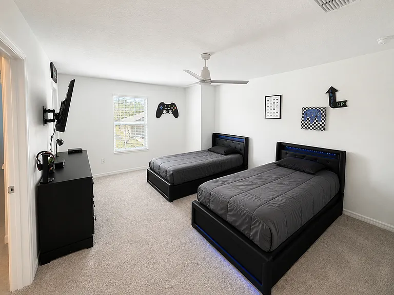 11915 Blue Diamond Trl — Photo 12