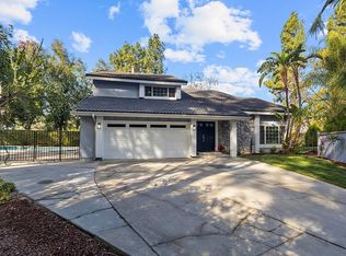 6512 E North View Dr, Anaheim, CA 92807