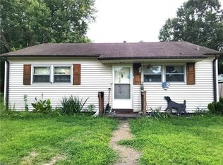 2407 Livesay Rd, Chesapeake, VA 23323