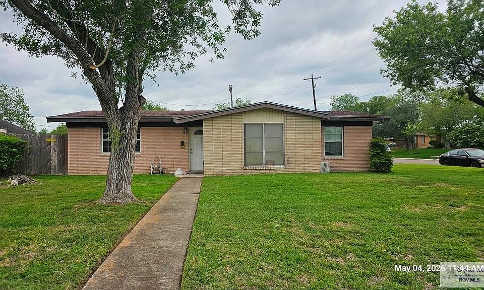 1st image of 802 E Lantana Dr