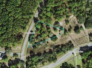 228 Boncycle Land Dr, Eastpoint, FL 32328