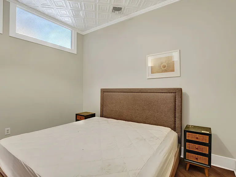 226 W Broughton St #2B — Photo 7