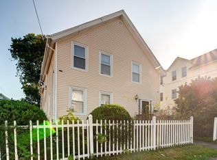 7 Reeves St, Worcester, MA 01607