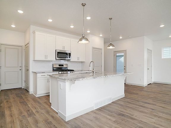 The Clayton - Kitchen