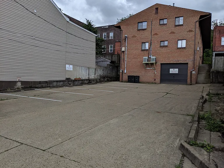 1115 Mary Ann St #2 — Photo 31