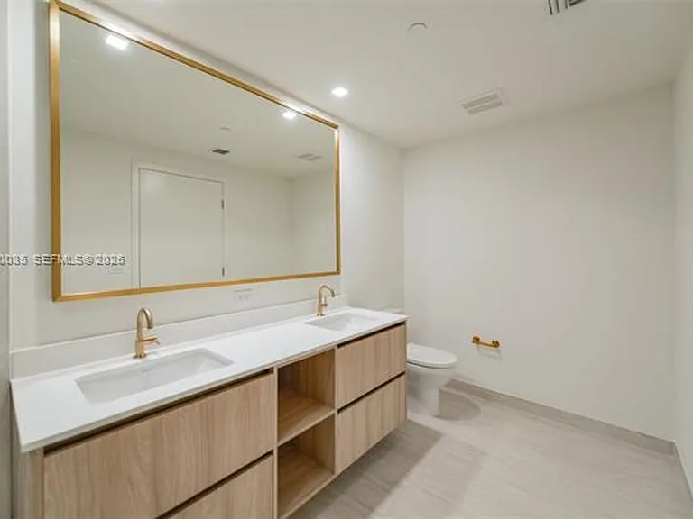 77 SE 5th St #2603 — Photo 22