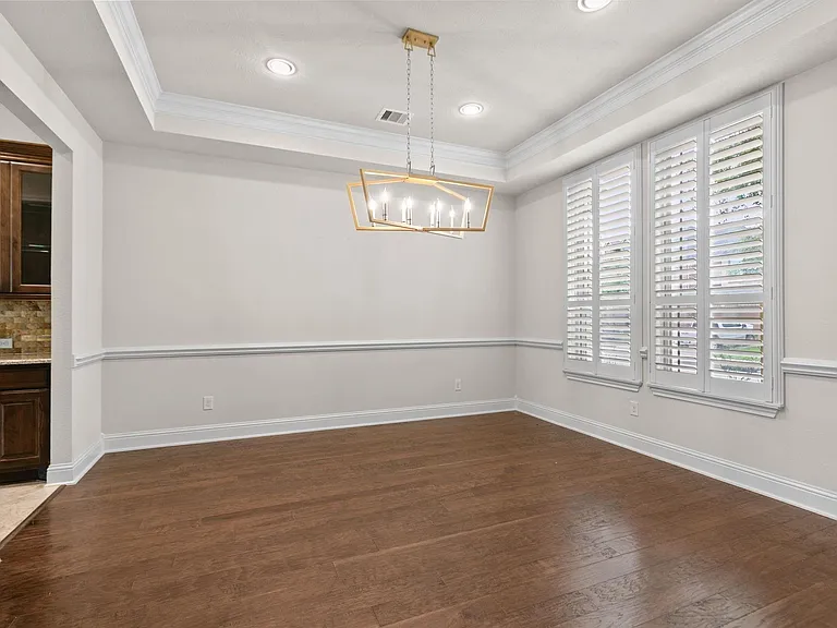 18900 N Bee Cave Springs Cir — Photo 8