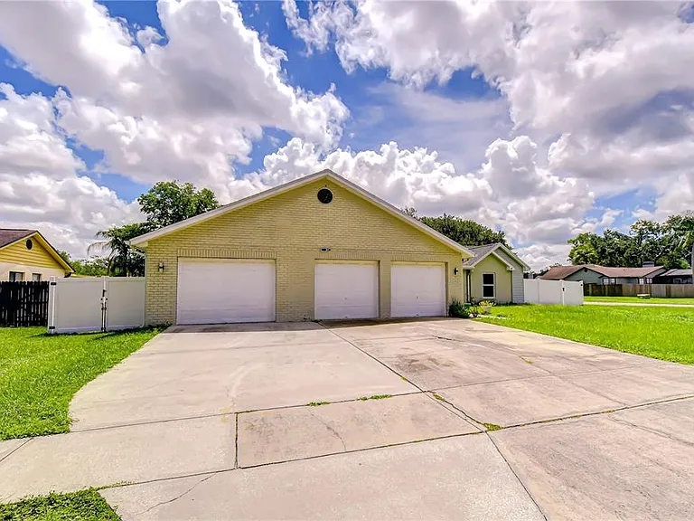 1108 Dockside Dr — Photo 12