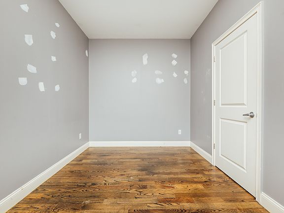 3rd image of 39 Suydam St #20J