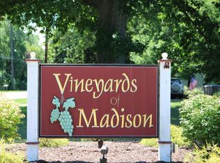 6456 Grape Arbor Dr UNIT 50, Madison, OH 44057