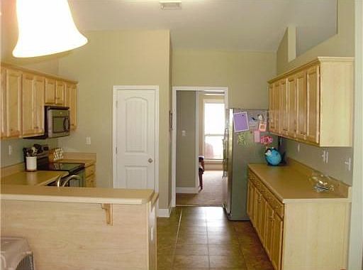 4th image of 17118 Excalibur Cir