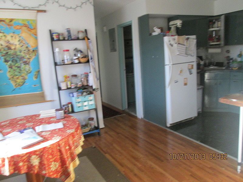 2nd image of 3062 30th St #3