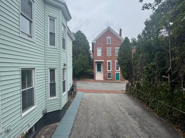 10 Stetson Ct #1