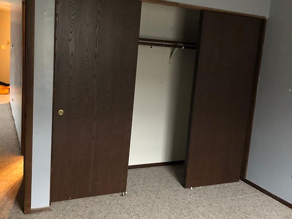 5th image of 1195 Plum Creek Dr