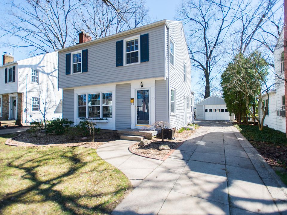 1st image of 822 Reynard St SE