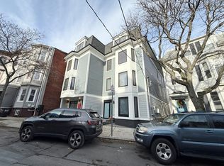 238 Webster St PENTHOUSE 6, Boston, MA 02128