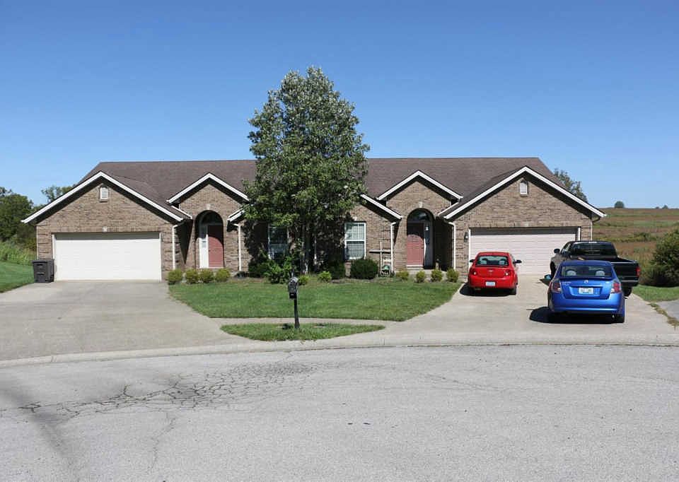 2nd image of 250 Bay Hill Ct