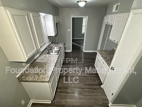 3rd image of 1617 Haywood Ave
