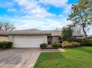 6804 Windcrest Ln, Fort Worth, TX 76133