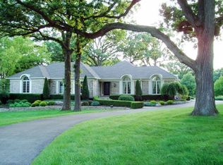 4 Paddock, Lemont, IL 60439