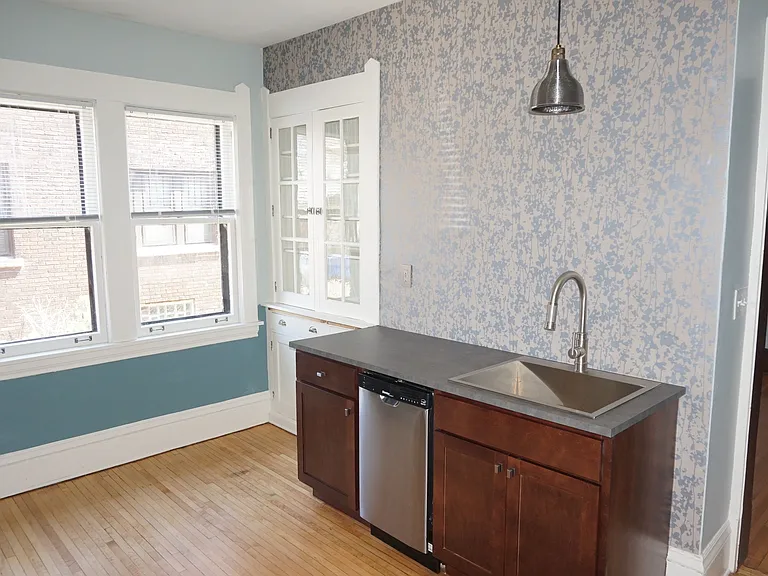 833 Grand Apartments — Photo 16
