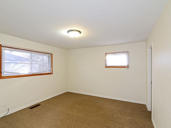 5th image of 1295 Mackinaw Ave