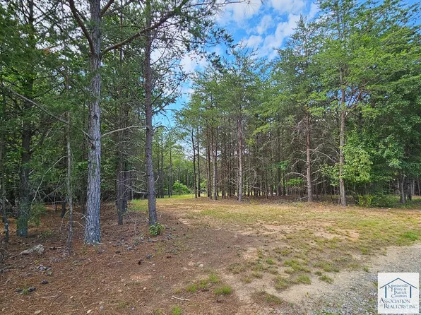 4 Mountain Scene Dr, Axton, VA 24054
