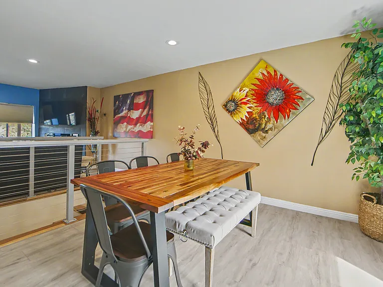 2402 Desert Willow Dr — Photo 11