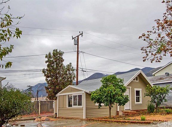 3rd image of 32942 Oleander Dr