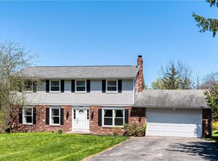 204 Van Voorhis Rd, Pittsford, NY 14534