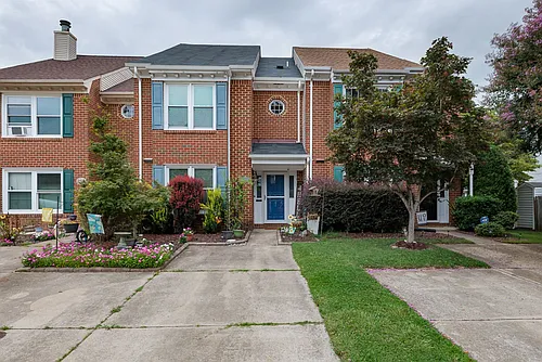 2820 Cardiff Ln Photo 1