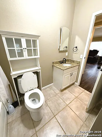 212 Thornton Ln — Photo 23