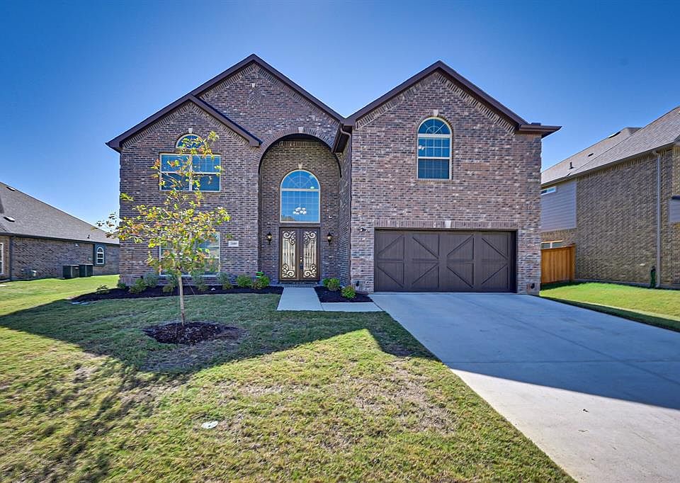 1st image of 2689 Grand Colonial St