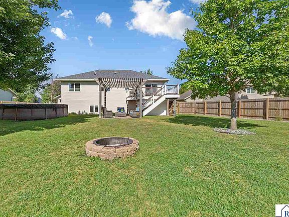 4th image of 217 Inverness Dr