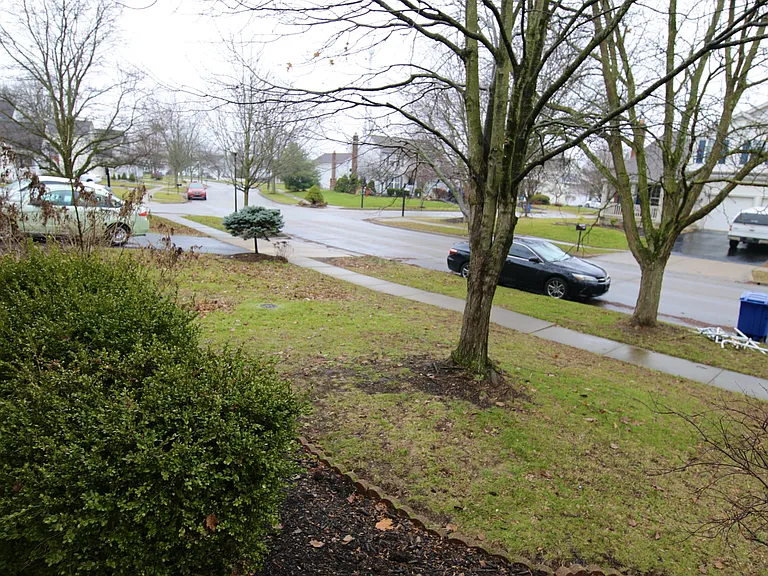 4400 Greensbury Dr — Photo 59