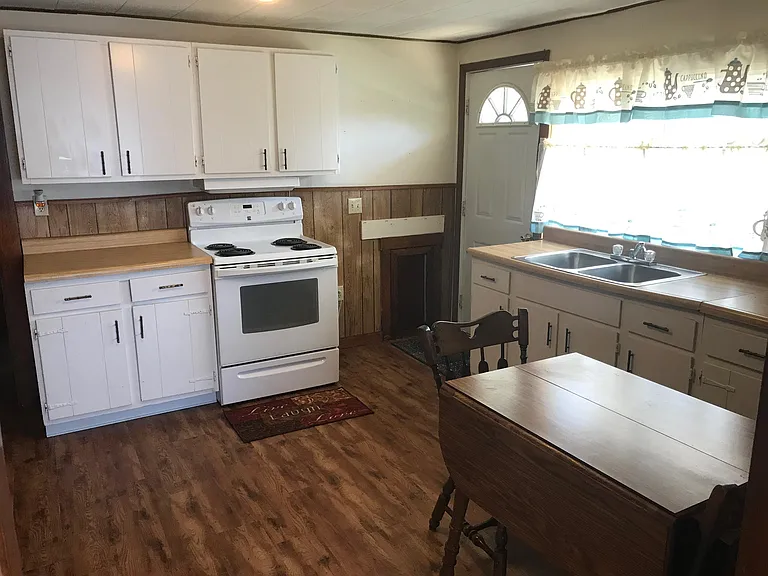 288 Wall St #B — Photo 5