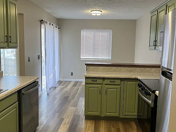 3rd image of 6829 S 81st St