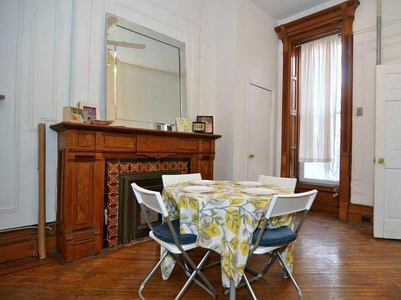 4th image of 107A Halsey St APT 2