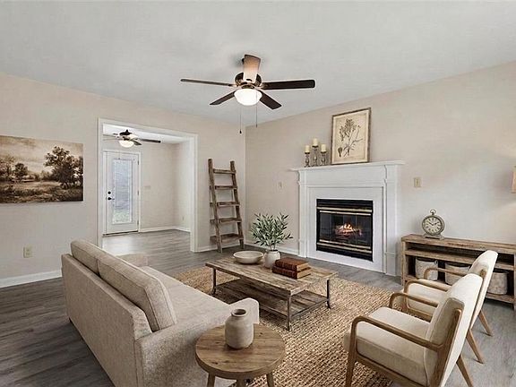 3rd image of 1508 Raven St