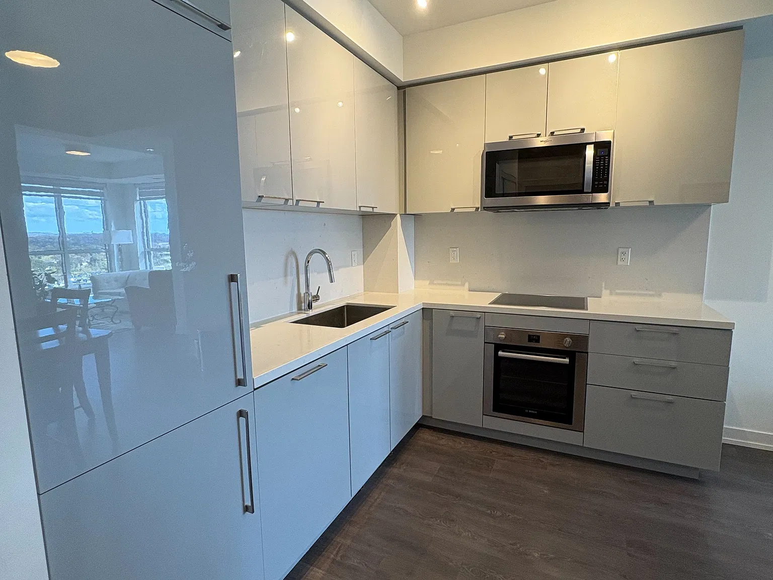2 bed, $3,000 — Photo 3