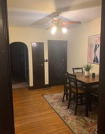 2nd image of 1843 Roanoke Ave APT 4